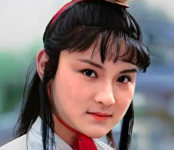 贾宝玉不是嫡长子为什么受宠？原因在这里-第1张图片